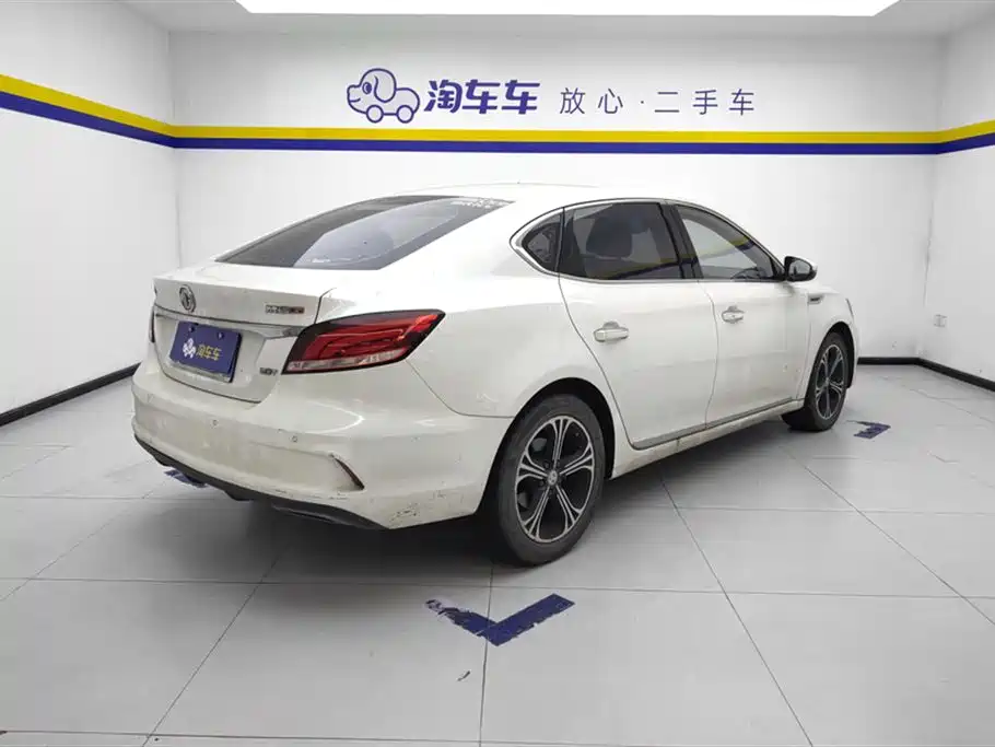 MG 6 2017 20T AT Luxury Smart Connect V