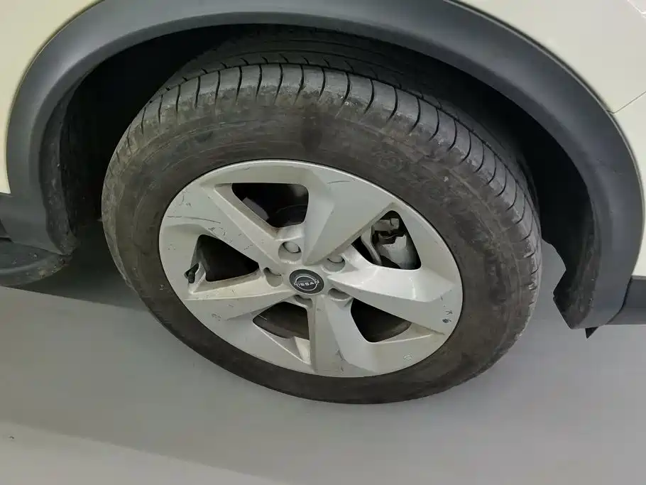 Nissan Qashqai — миниатюра 6