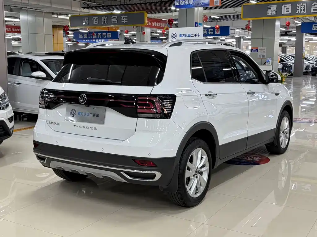 Volkswagen T-Cross - фото 4