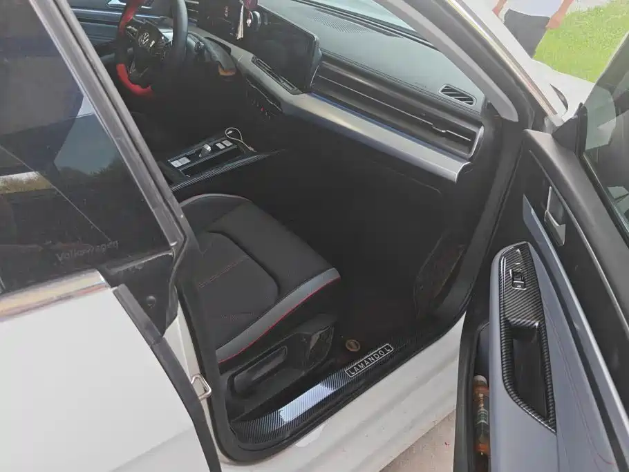 Volkswagen Lamando — миниатюра 8