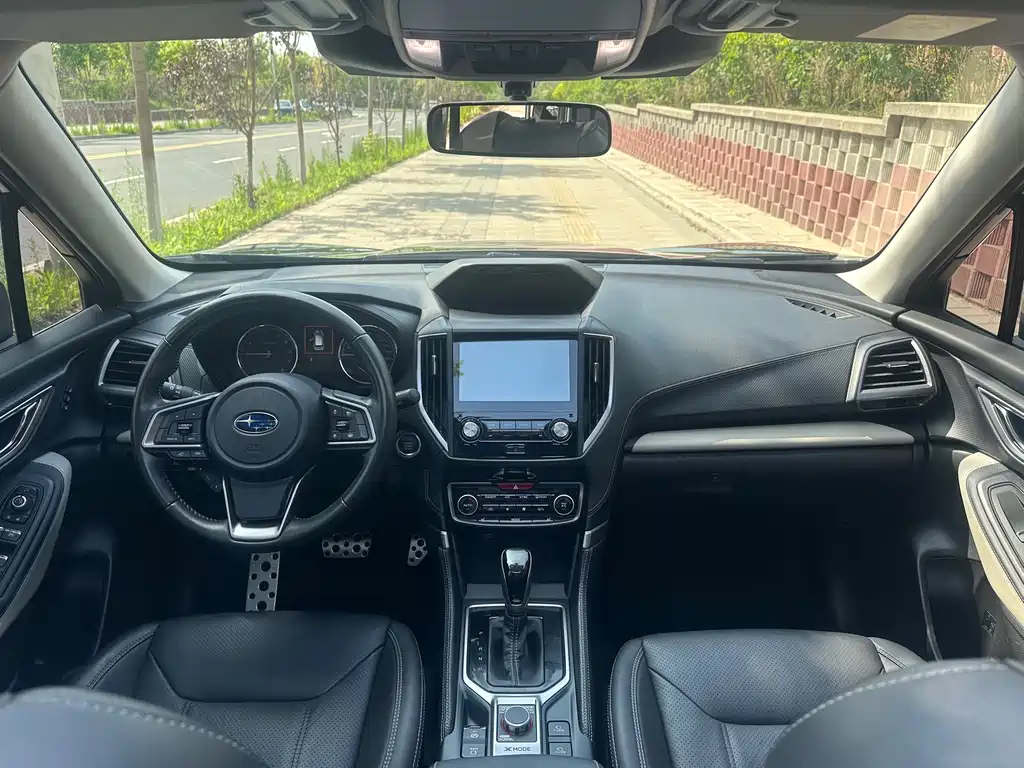 Subaru Forester 2022 2.0i AWD Flagship EyeSight