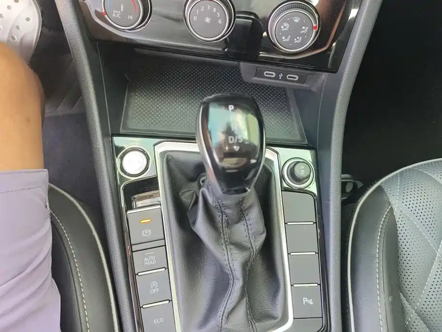 Volkswagen Sagitar — миниатюра 16