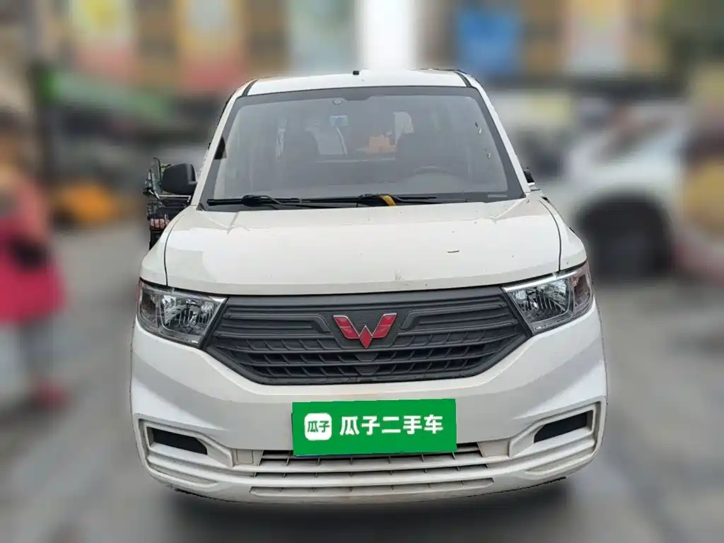 Wuling Hongguang V — миниатюра 23