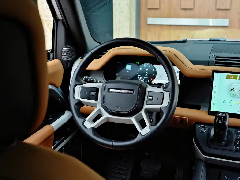 Land Rover Defender — миниатюра 15