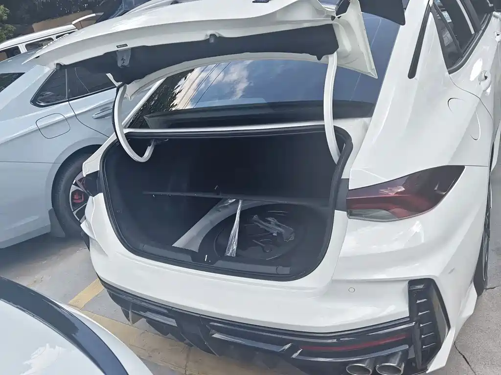 GAC Motor Shadow Leopard — миниатюра 16