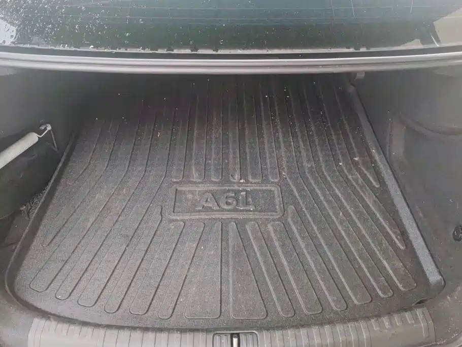 Audi A6L — миниатюра 4