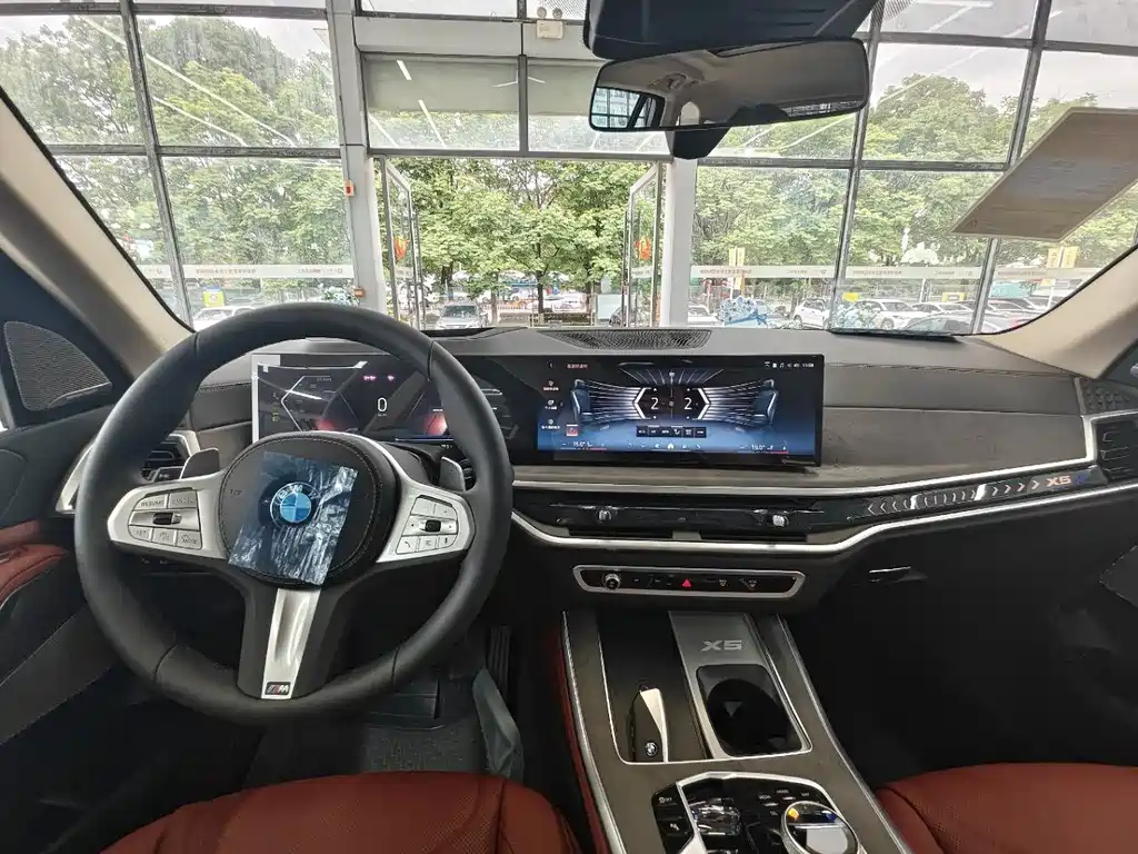 BMW X5 2026 xDrive 30Li Premium M Sport