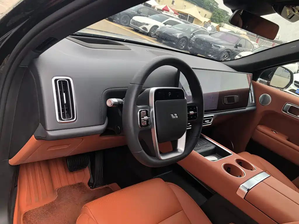 Li Auto Li L8 — миниатюра 10