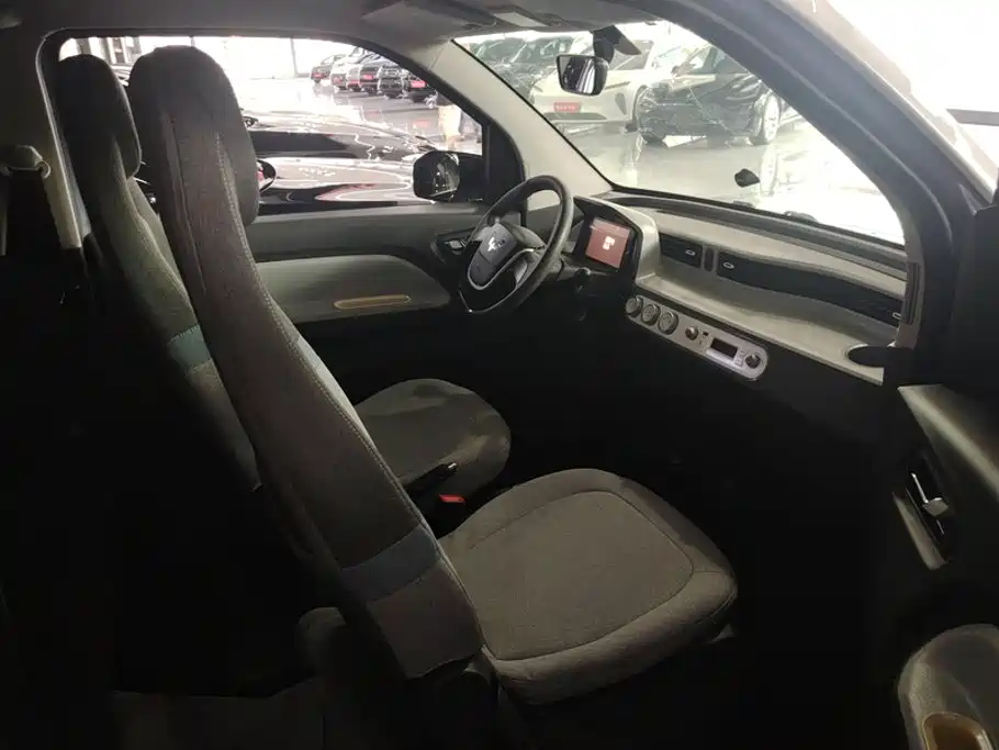 Wuling MINIEV — миниатюра 8