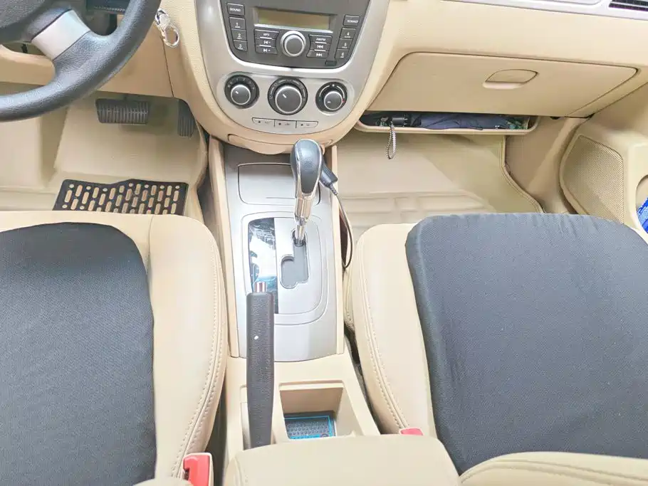 Buick Excelle — миниатюра 16