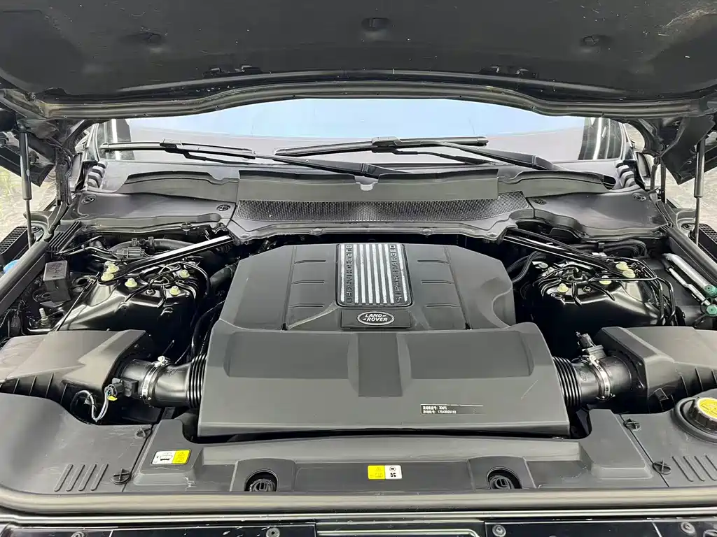 Land Rover Range Rover — миниатюра 16