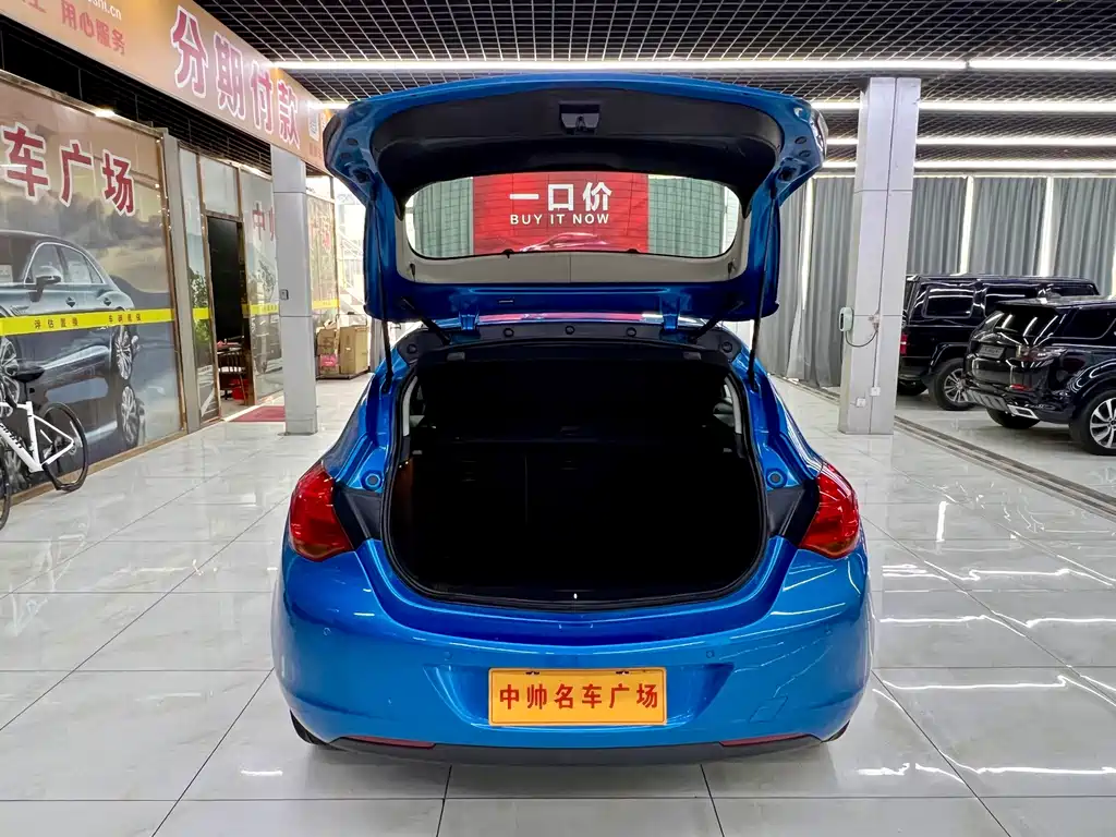 Buick Excelle — миниатюра 8