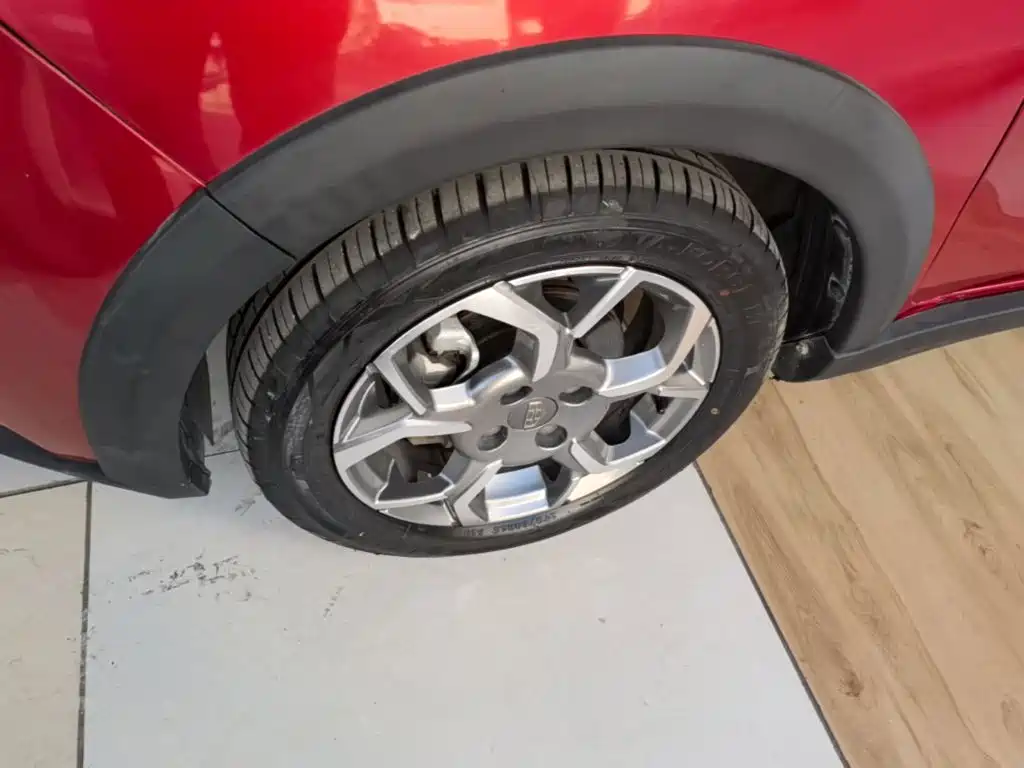 Geely Vision X1 — миниатюра 23