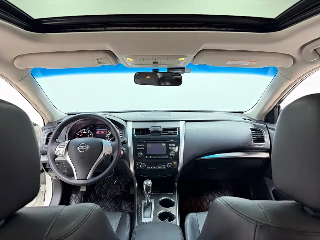 Nissan Teana — миниатюра 9