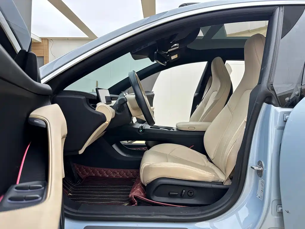 NIO ET5 — миниатюра 5
