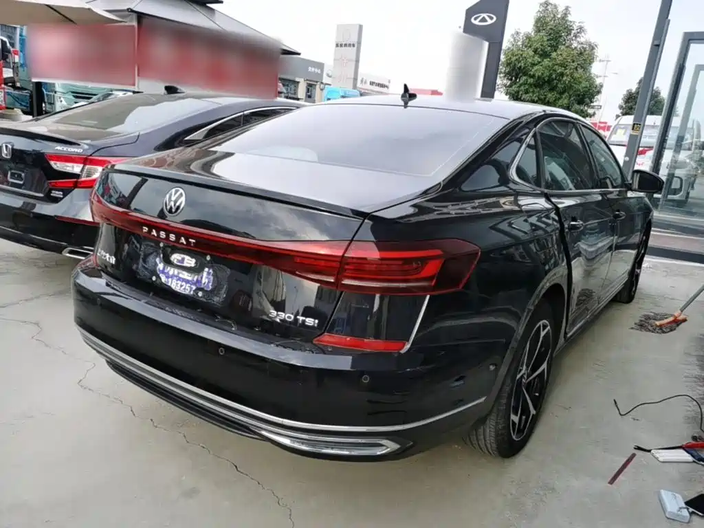 Volkswagen Passat — миниатюра 7