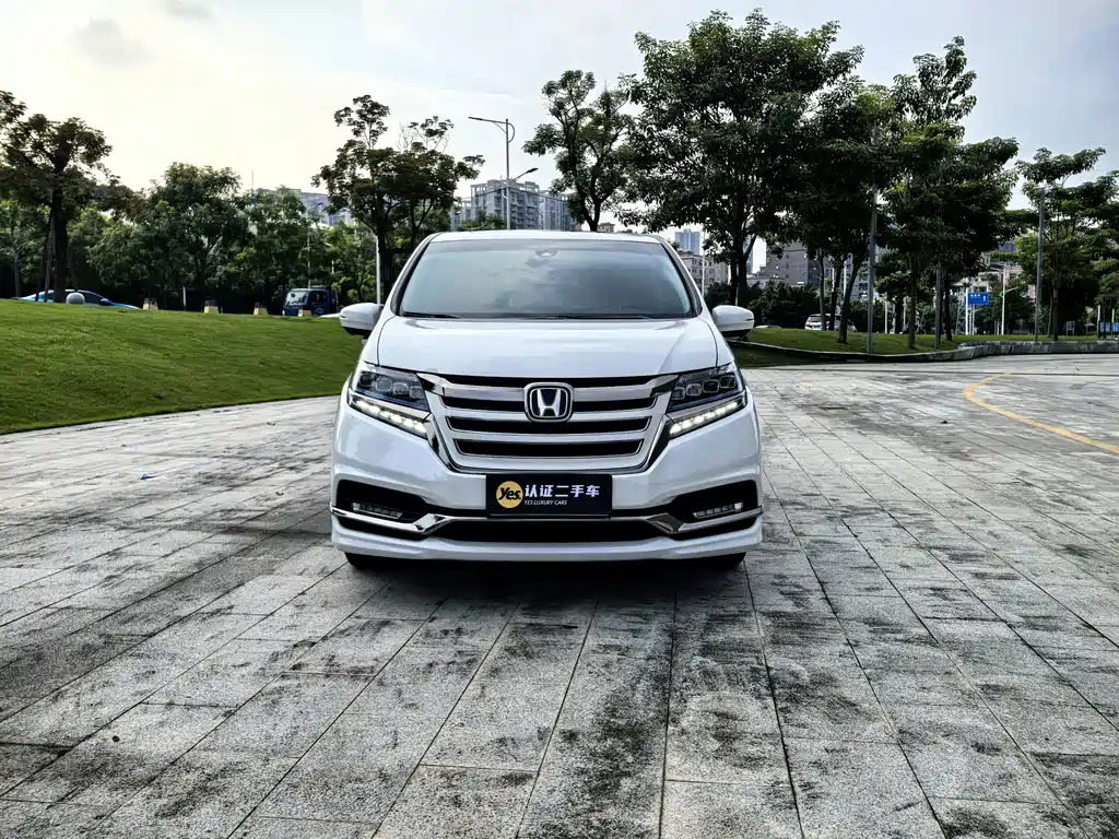 Honda Elysion — миниатюра 2
