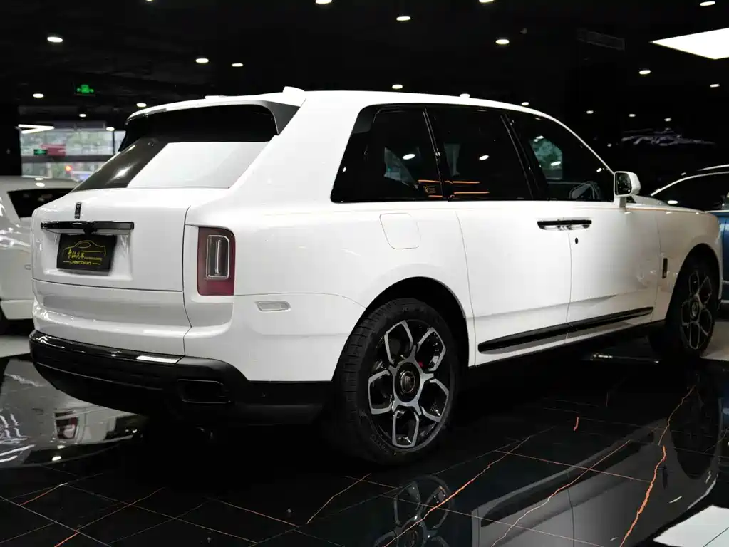 Rolls-Royce Cullinan — миниатюра 55
