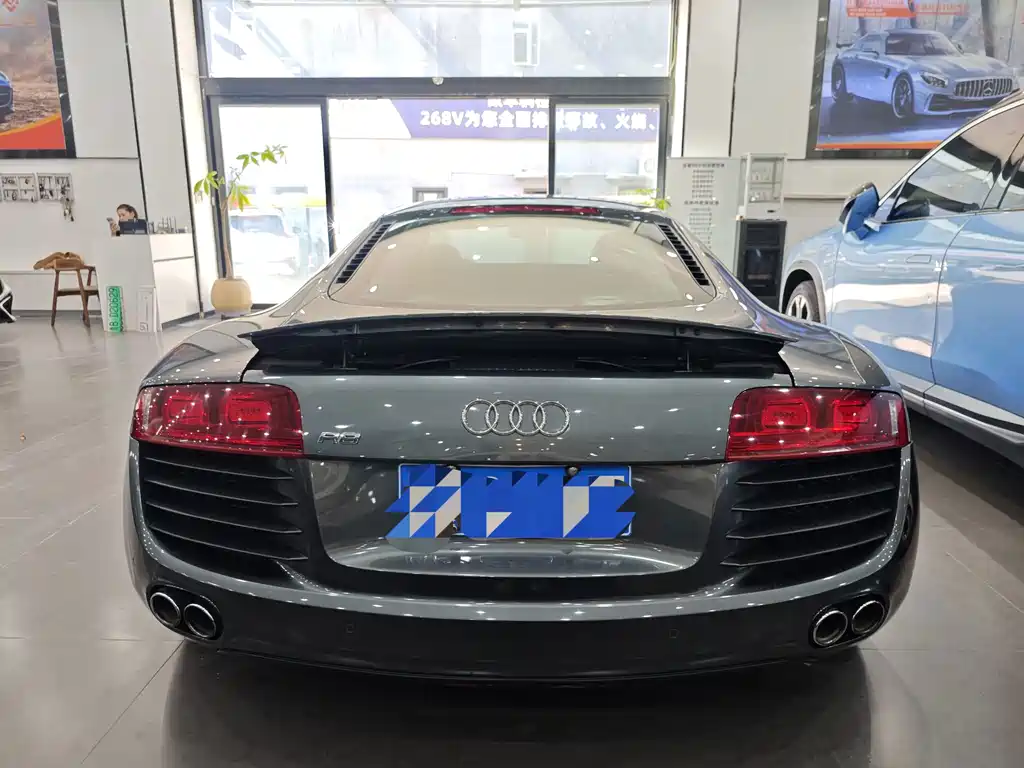 Audi R8 — миниатюра 11