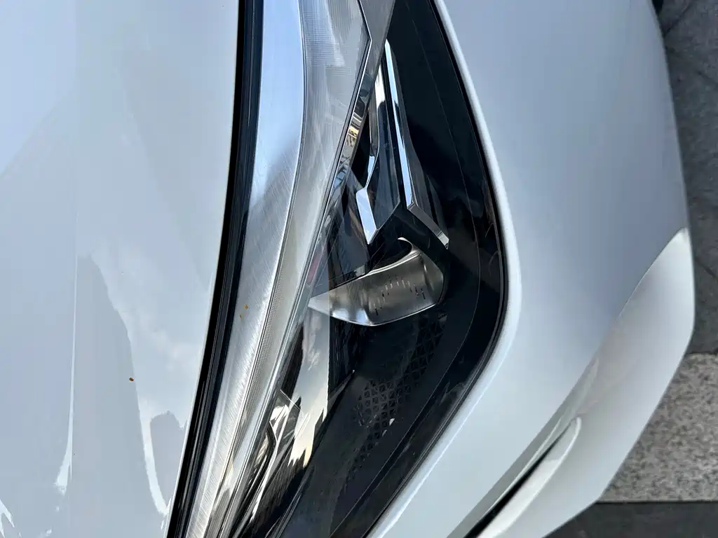 Roewe i5 — миниатюра 5
