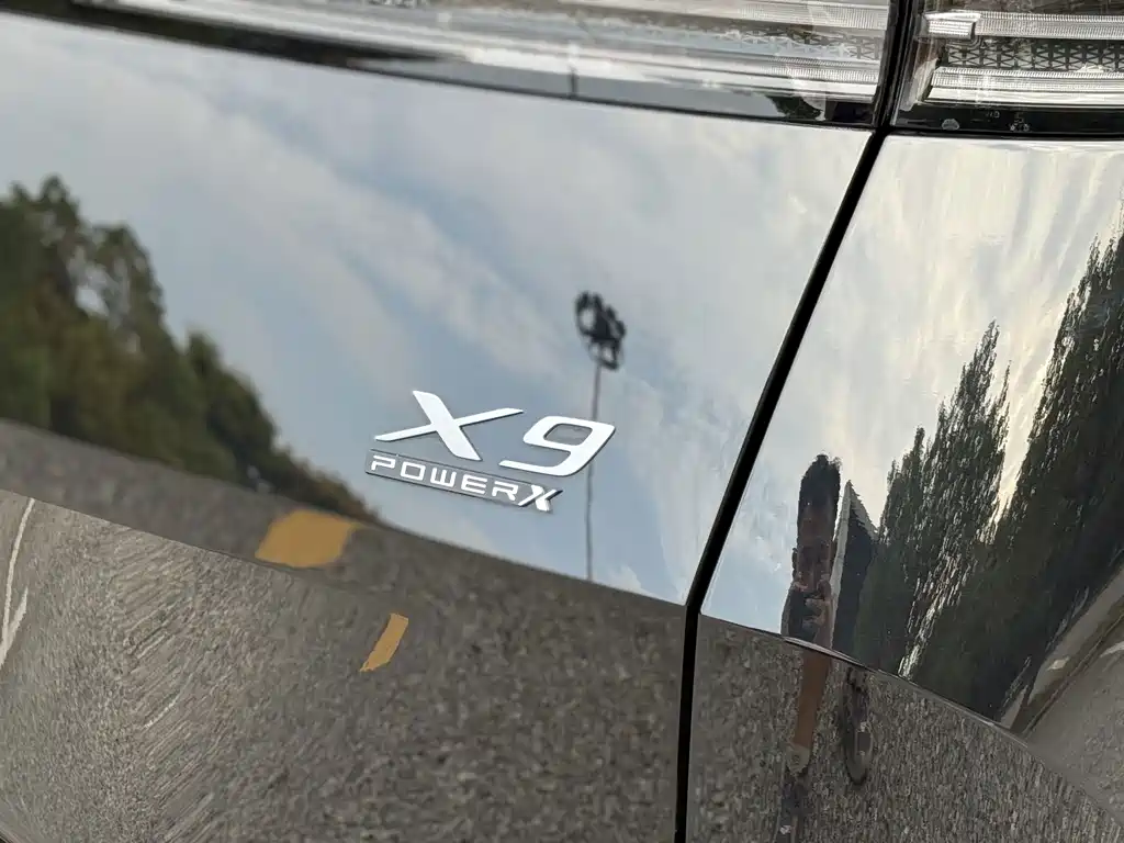 XPeng X9 — миниатюра 14
