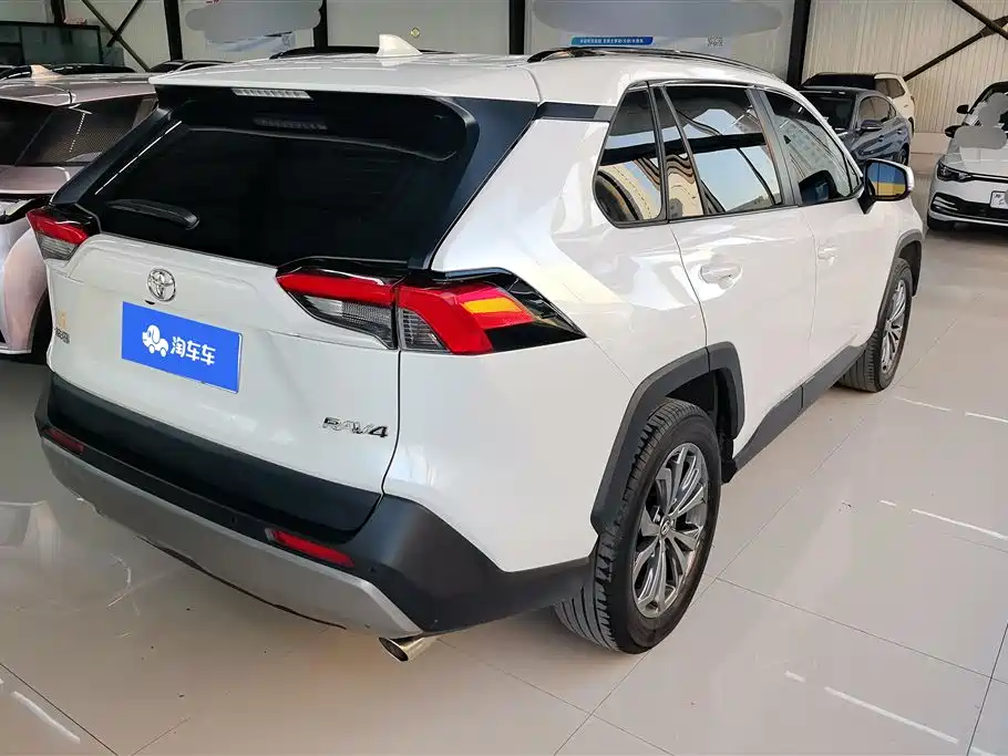 TOYOTA RAV4 RONGFANG
