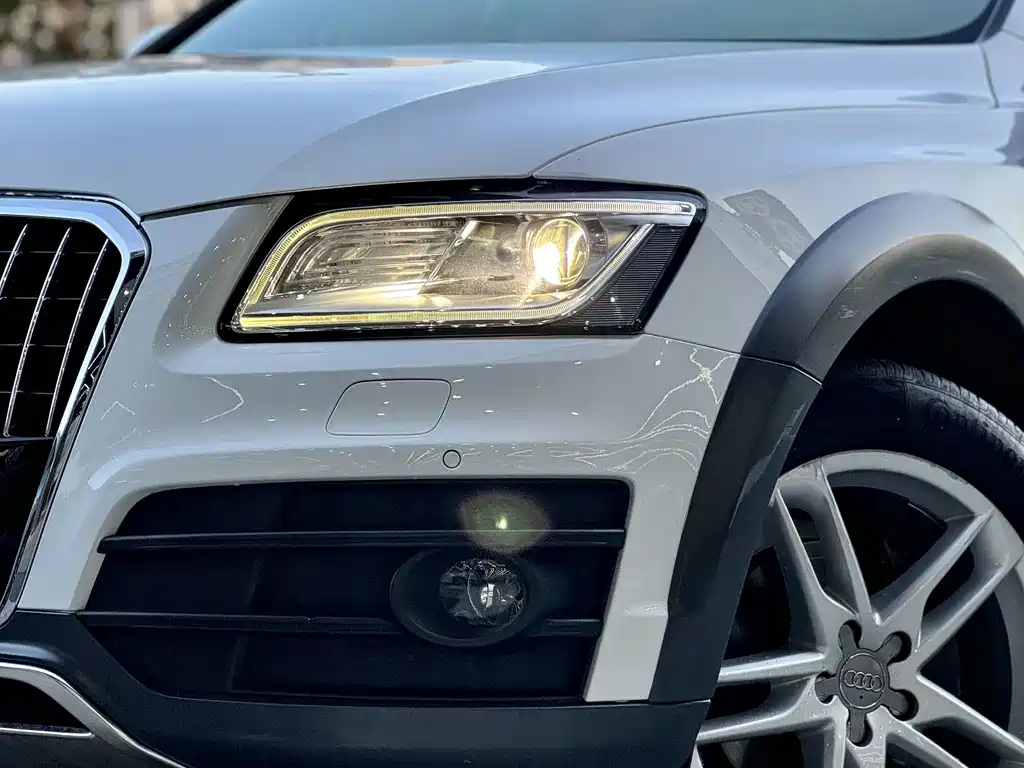 Audi Q5 — миниатюра 2