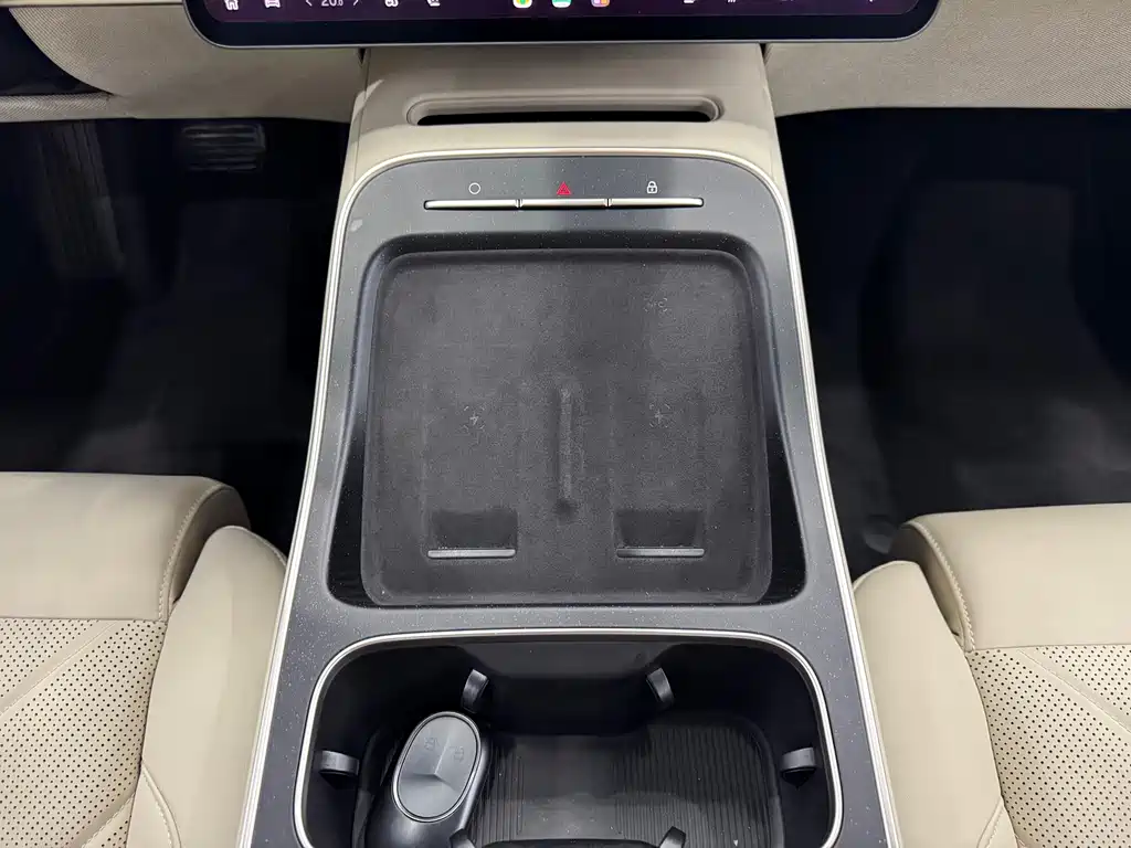 NIO ET5T — миниатюра 14