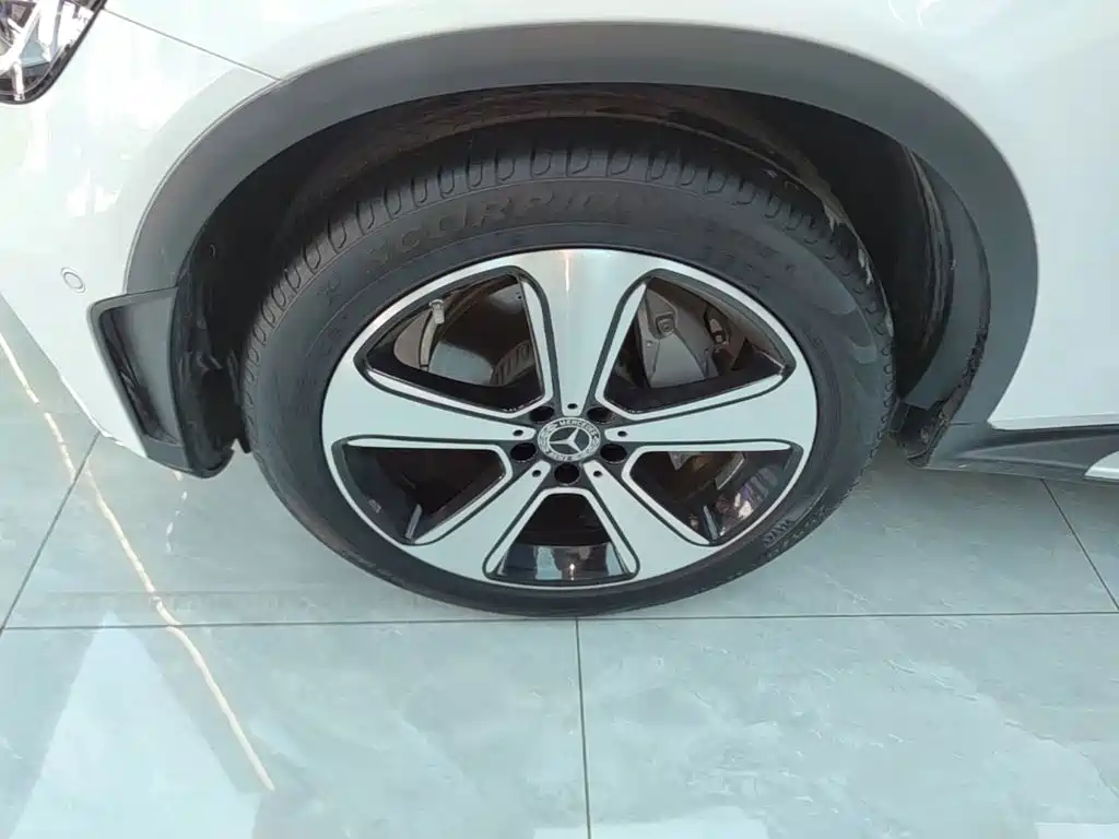 Mercedes-Benz GLC — миниатюра 23