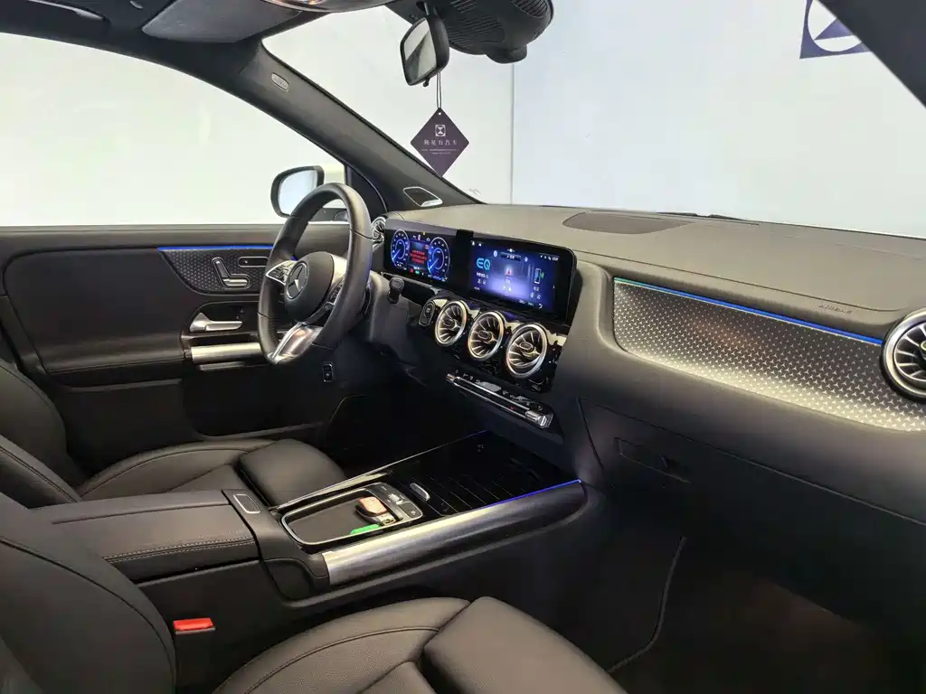 Mercedes-Benz EQA — миниатюра 16