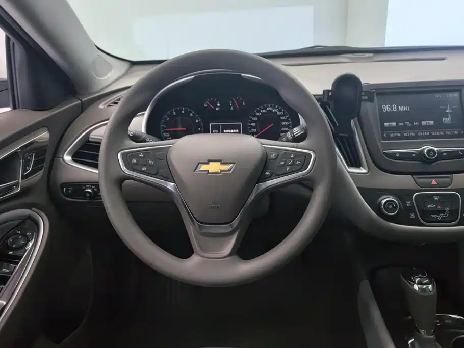 Chevrolet Malibu XL — миниатюра 15