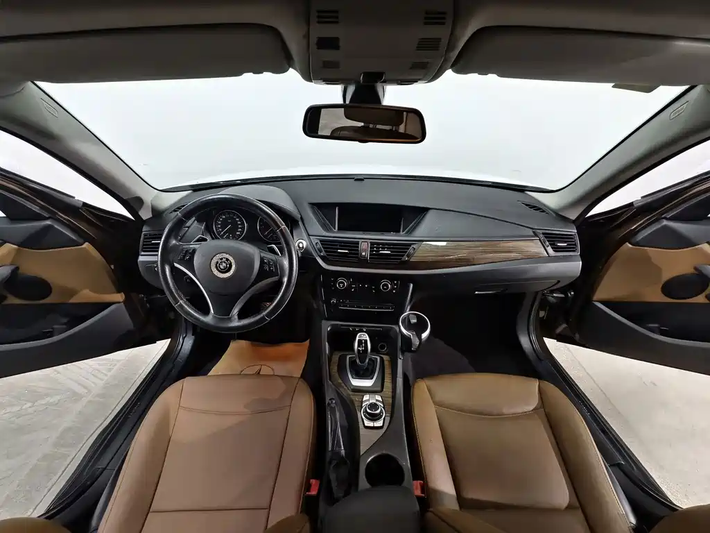 BMW X1 (Import) — миниатюра 9