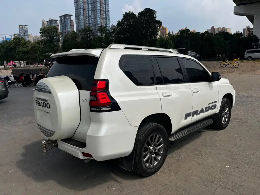 Toyota Prado (Import) — миниатюра 4