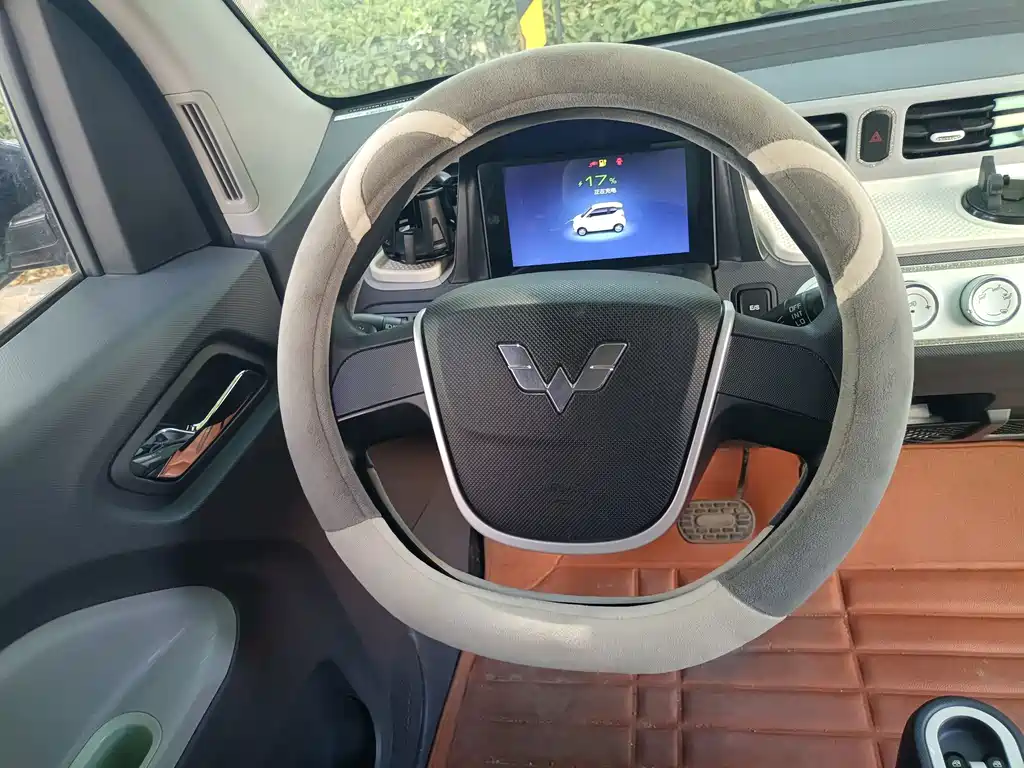 Wuling MINIEV — миниатюра 7