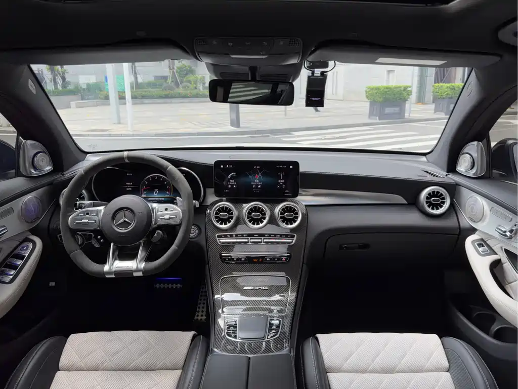 Mercedes-Benz GLC Coupe AMG — миниатюра 9