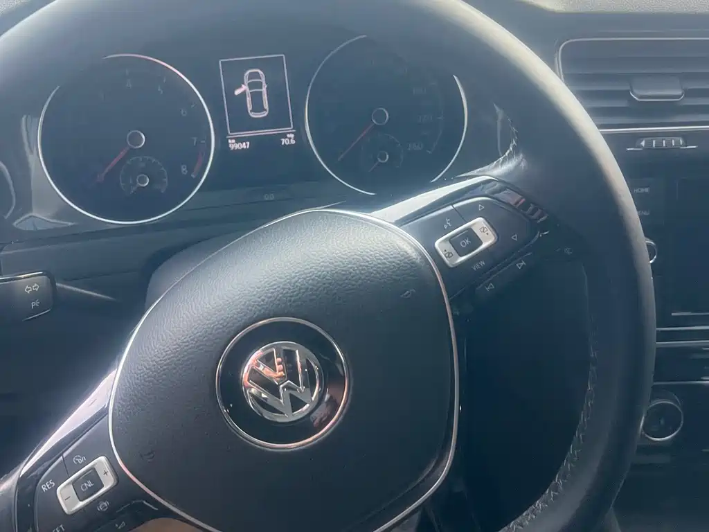 Volkswagen Golf — миниатюра 5