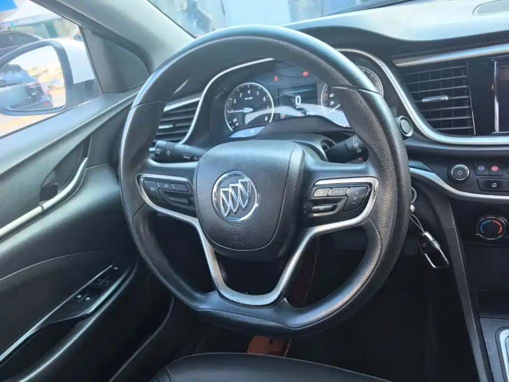 Buick Excelle — миниатюра 11