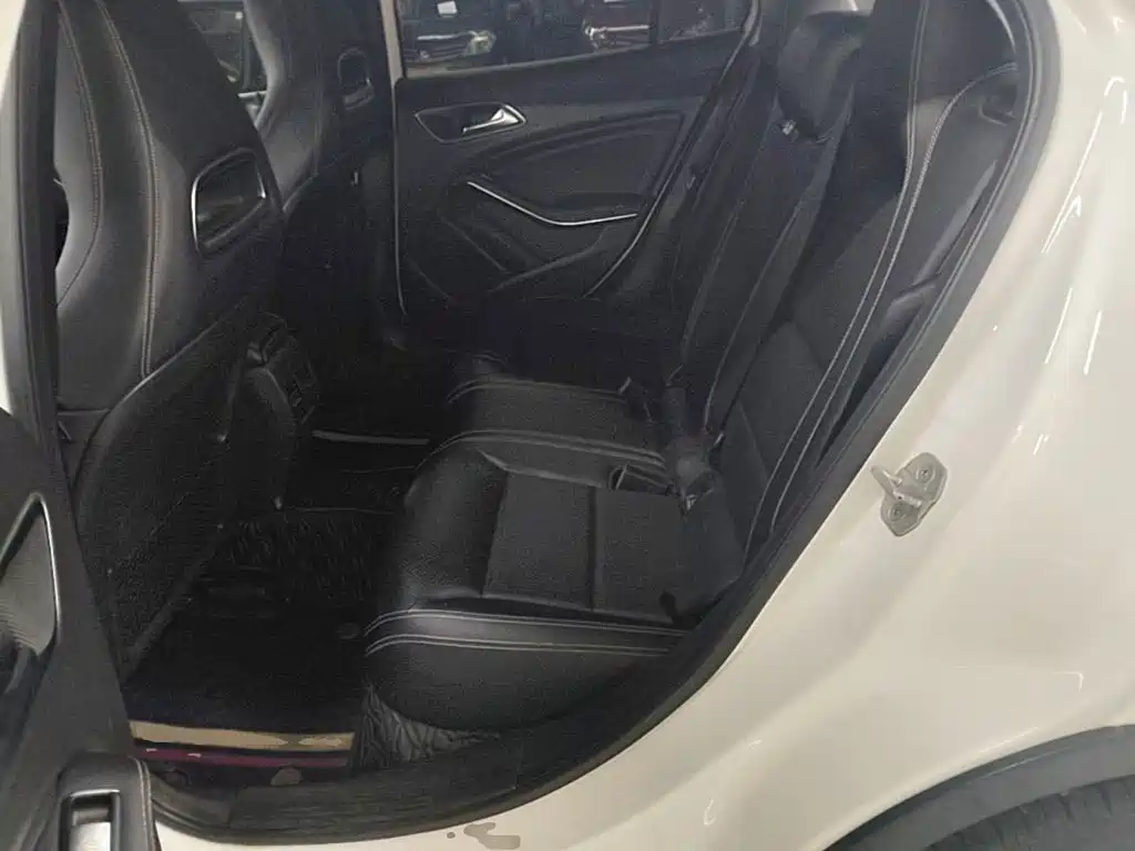 Mercedes-Benz GLA — миниатюра 17