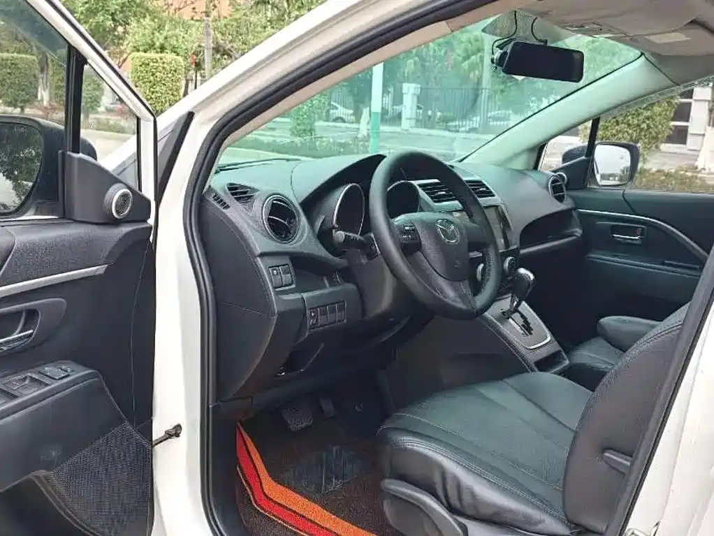 Mazda 5 — миниатюра 6