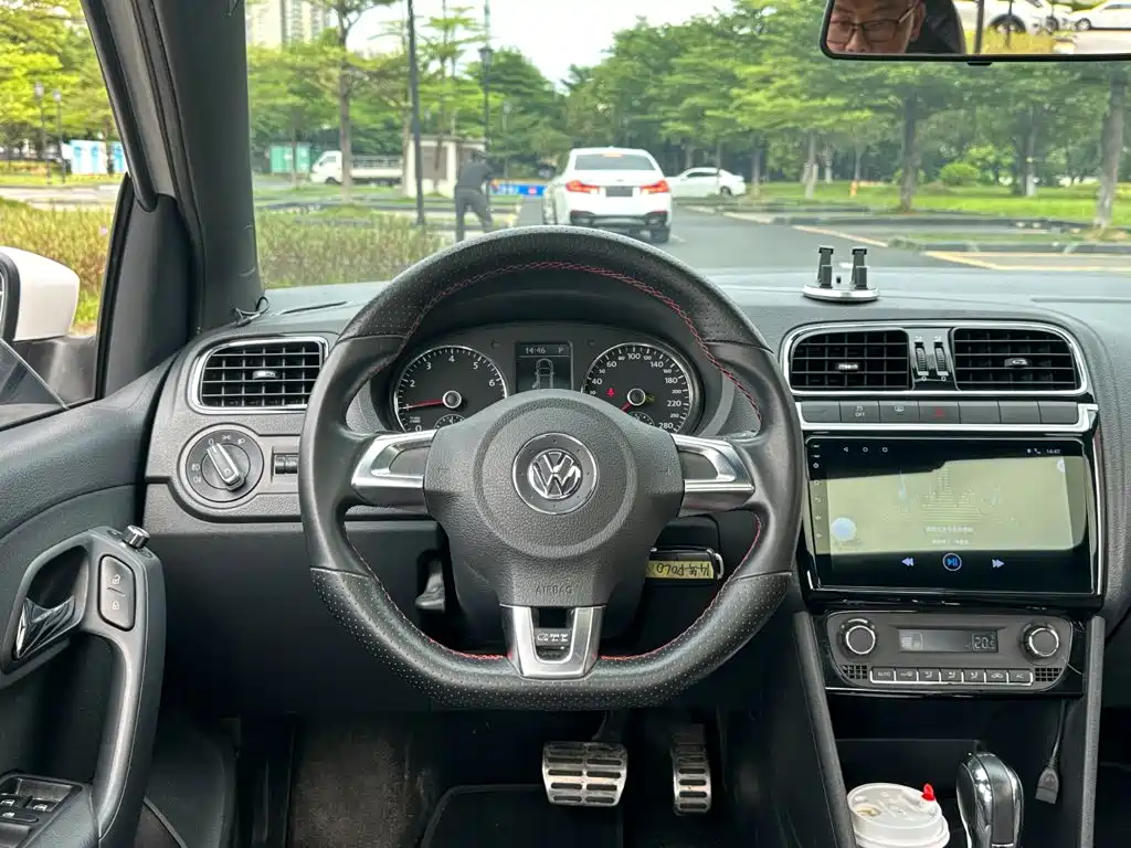 Volkswagen Polo — миниатюра 6