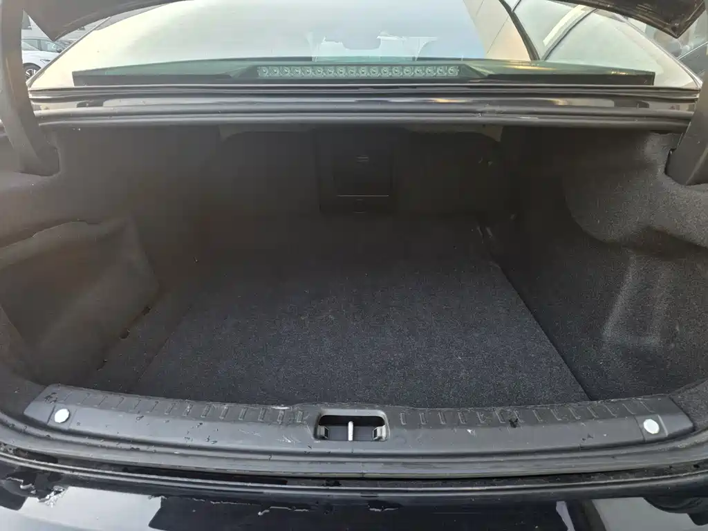 Volvo S90 — миниатюра 12