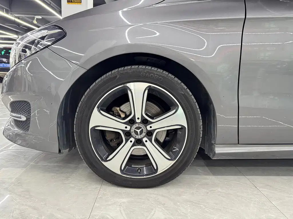 Mercedes-Benz B-Class — миниатюра 7