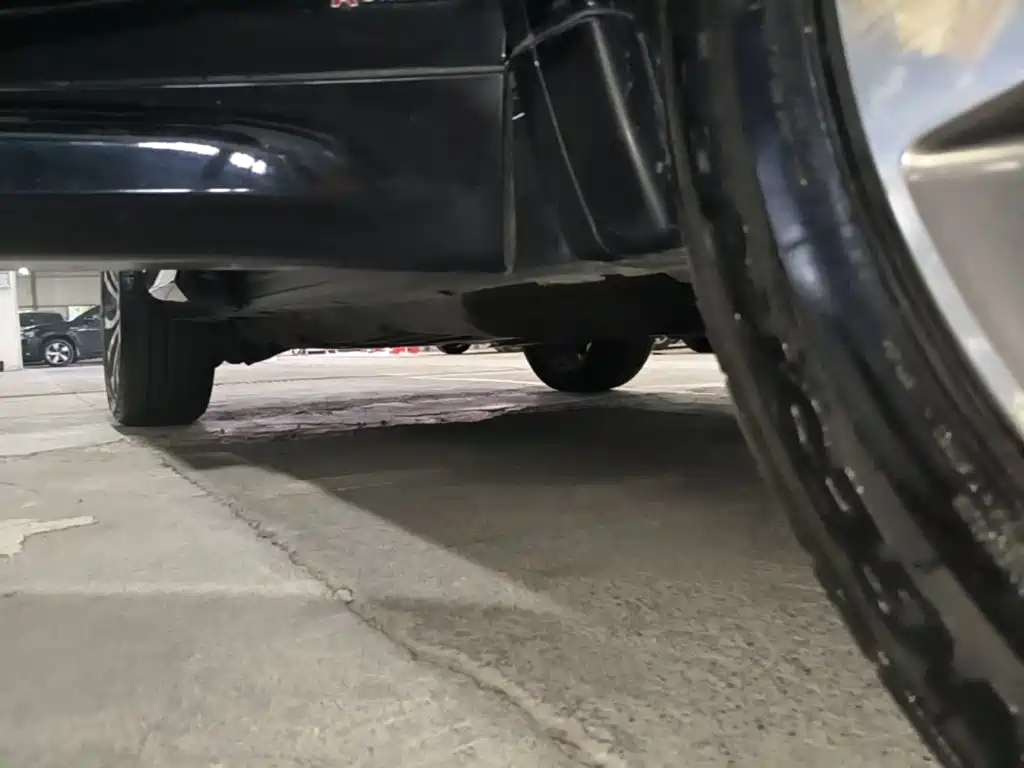 Land Rover Discovery Sport — миниатюра 21