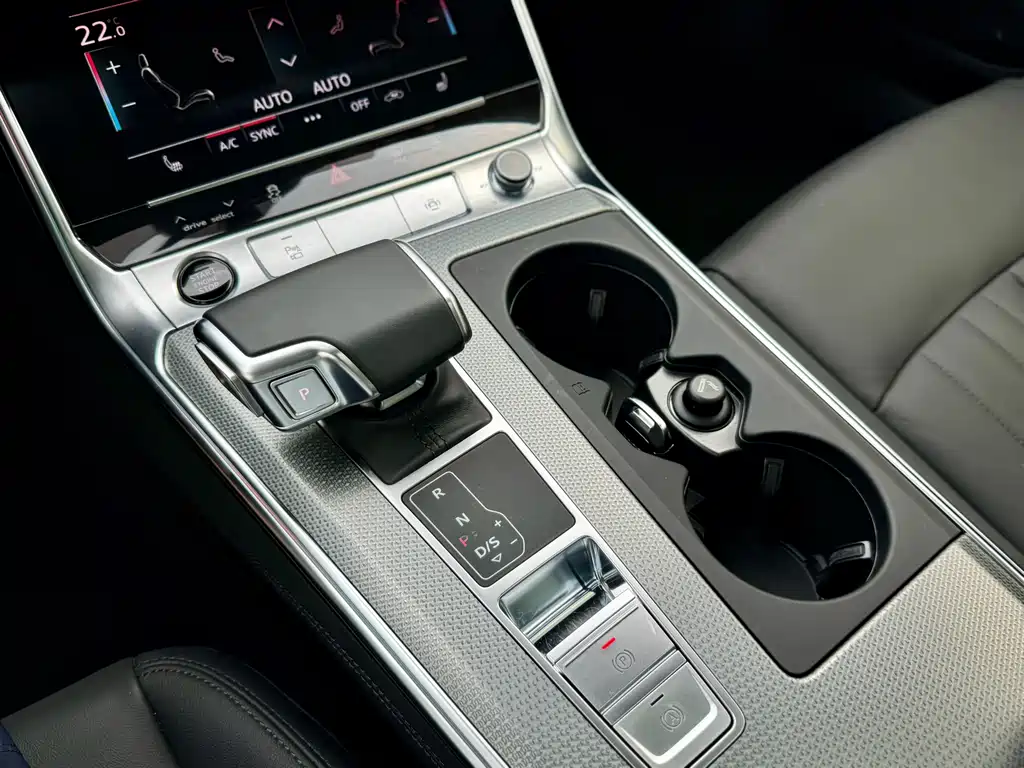 Audi A6 2022 allroad quattro 55 TFSI Premium