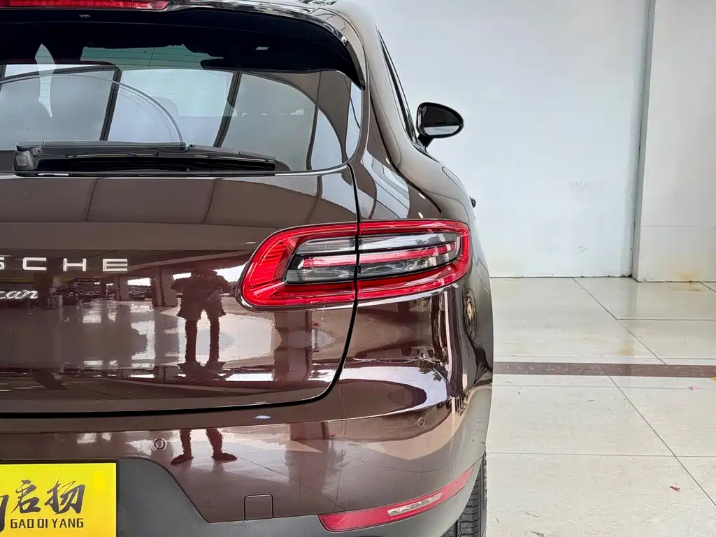 Porsche Macan — миниатюра 23