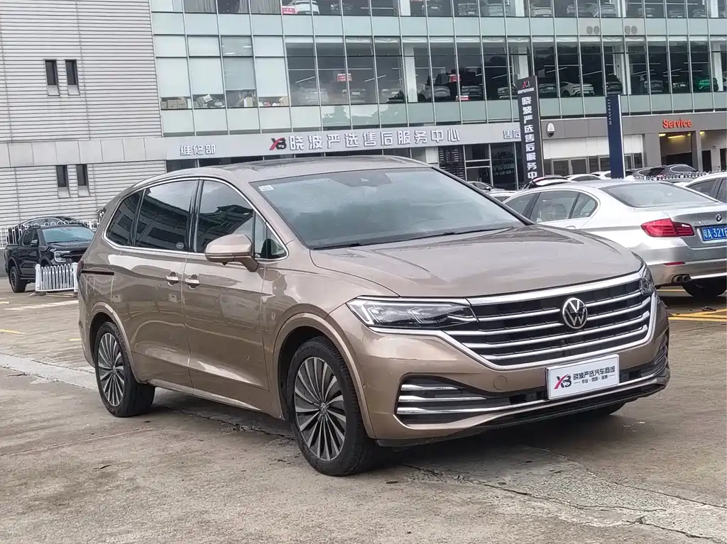 Volkswagen Viloran 2020 380TSI Luxury