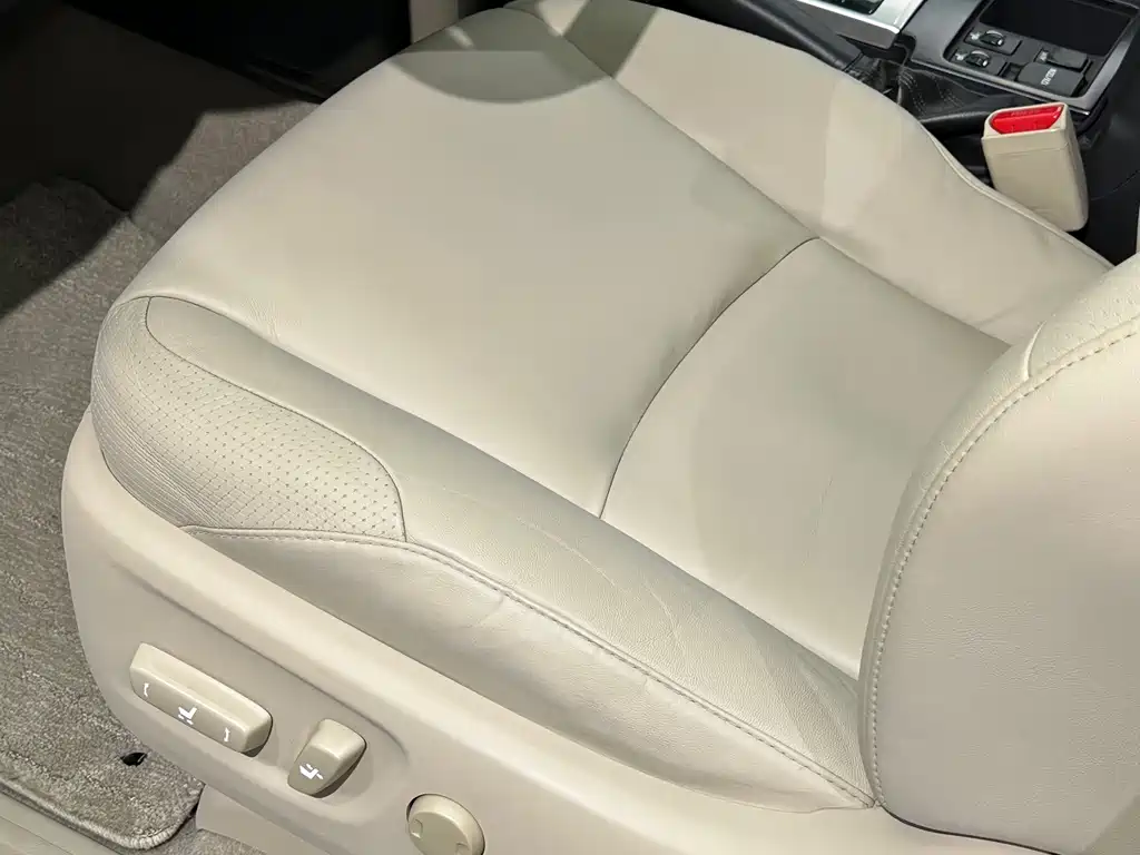 Toyota Prado — миниатюра 13