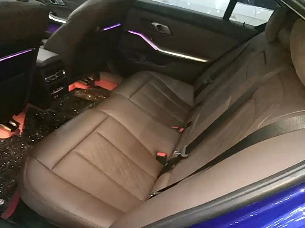 BMW 3 Series — миниатюра 17