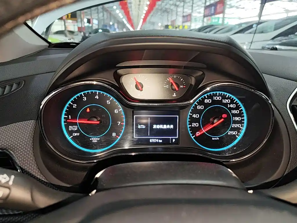 Chevrolet Cruze — миниатюра 12