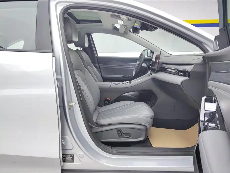 GEELY GALAXY GALAXY L6